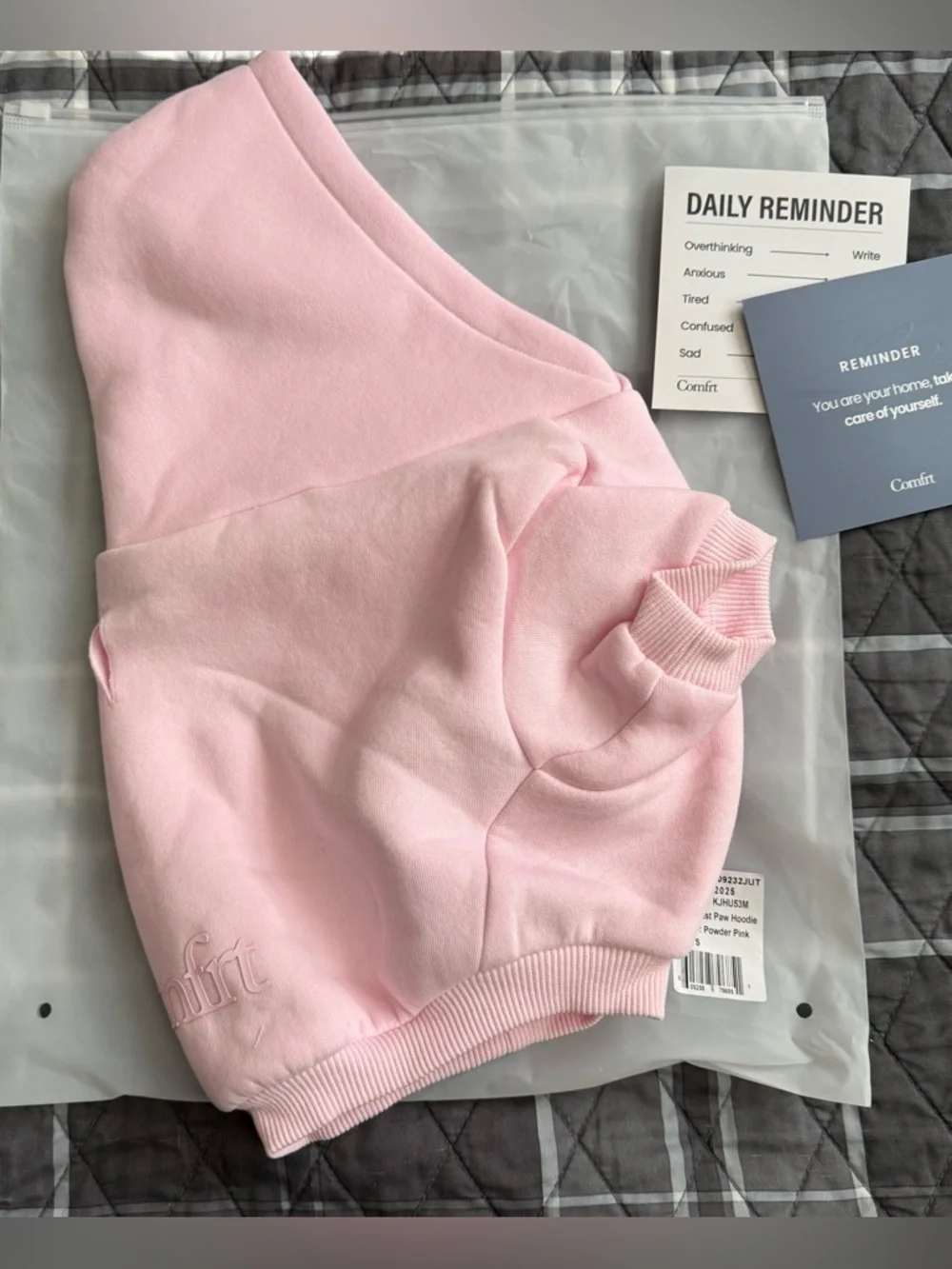 Comfrt Minimalist Paw Hoodie Limited Edition Pink NIP Sz Small Ret $50